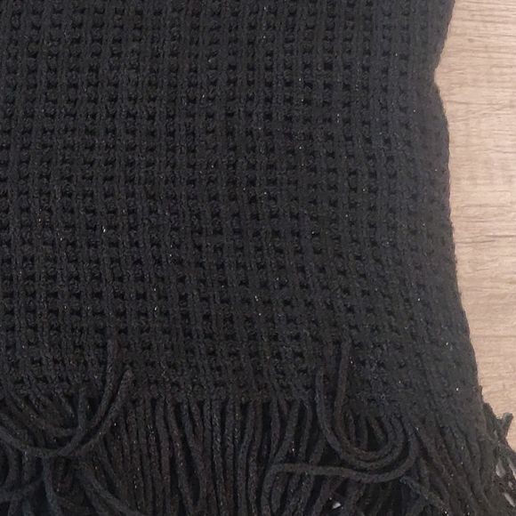 NWT Massini Box Knit Fringed Scarf - Picture 4 of 4